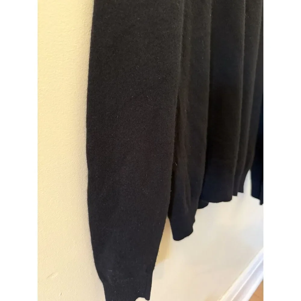 UNIQLO 100% Cashmere Crewneck Sweater Black Mens Small Minimalist Knit